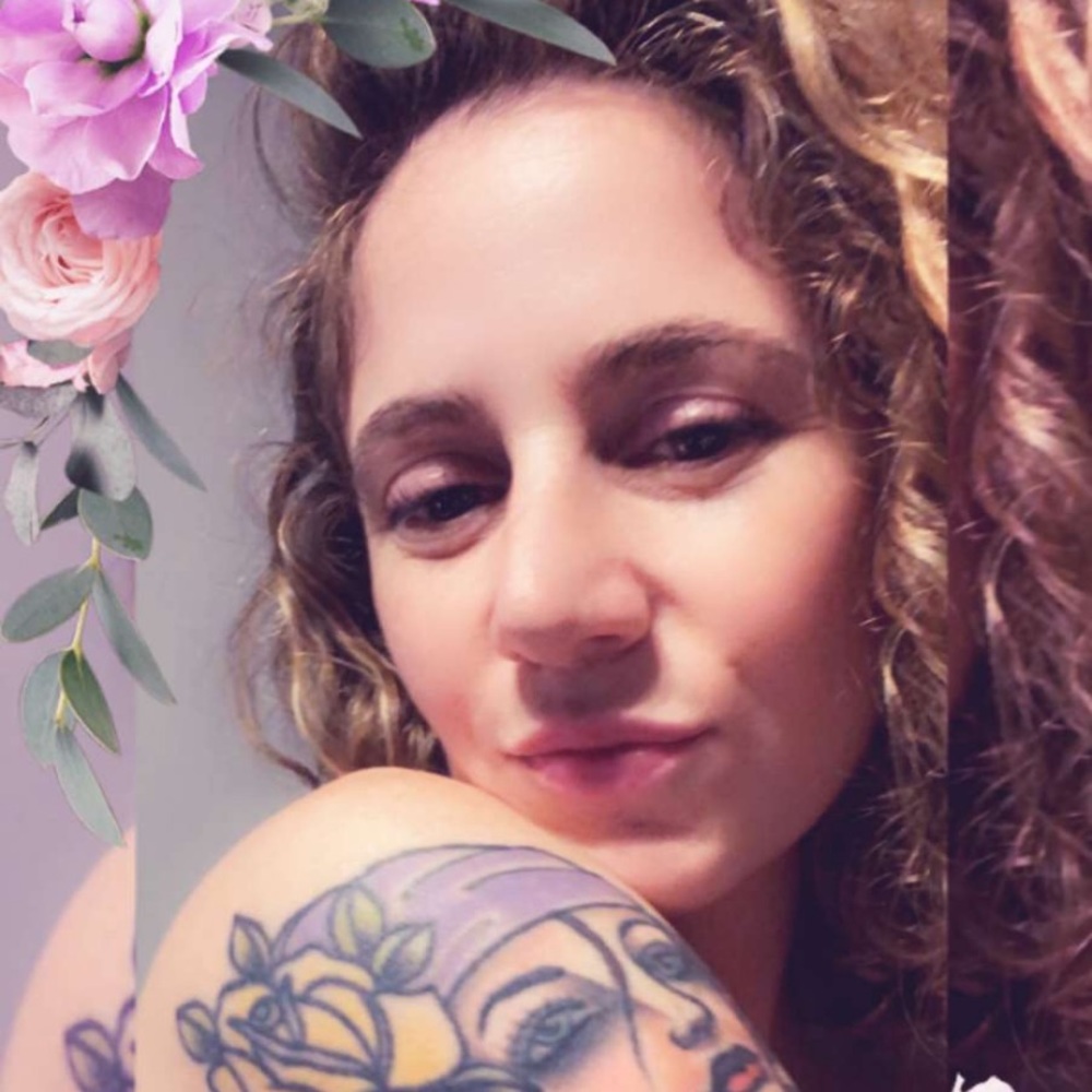 Meet your Posher, Samantha.